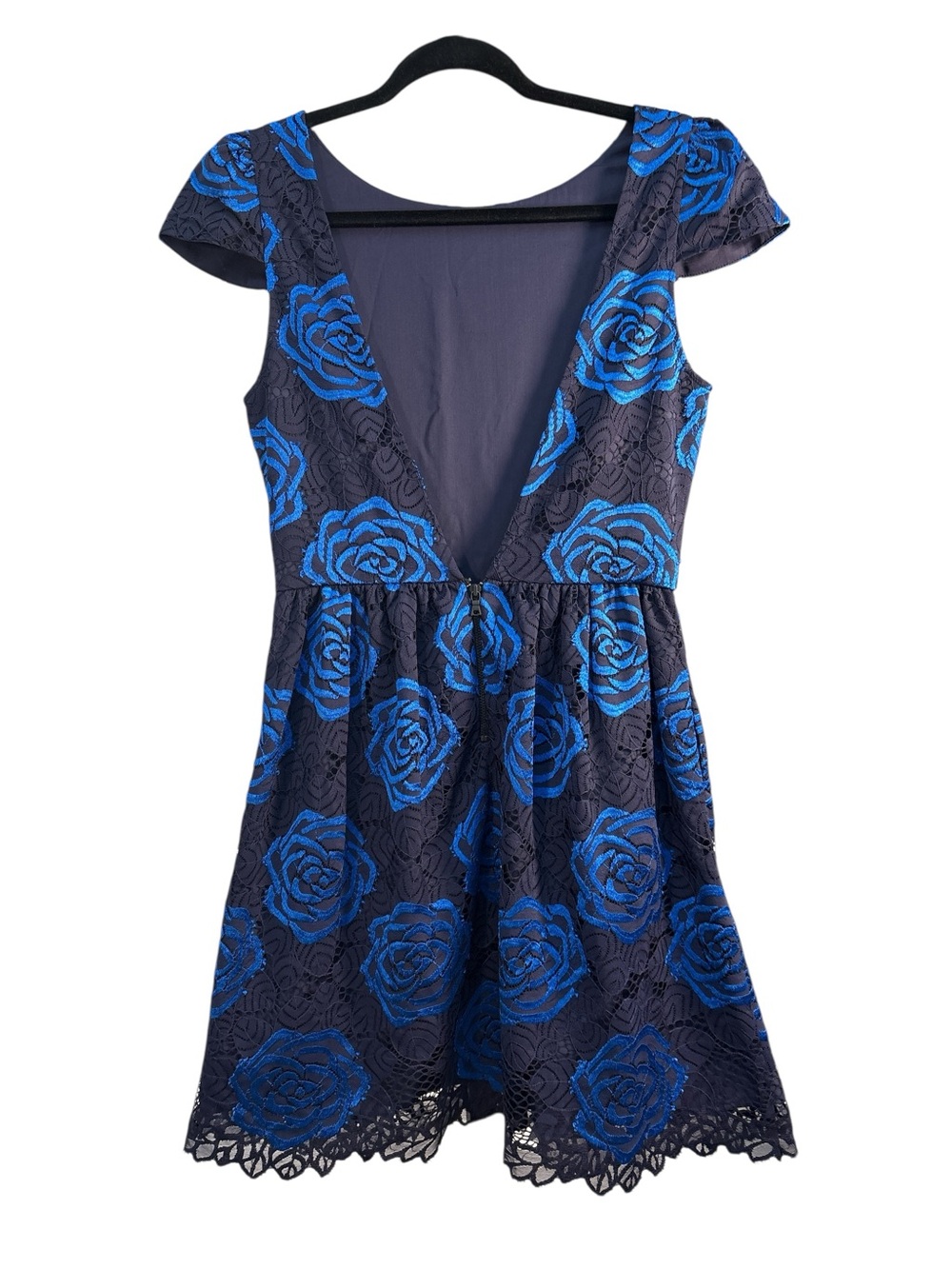 Alice + Olivia Blue Black Rose Lace Cocktail Dress MSRP $495 Nelly Size 2 - Picture 6 of 6